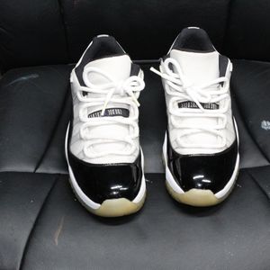 jordan 11 concord low